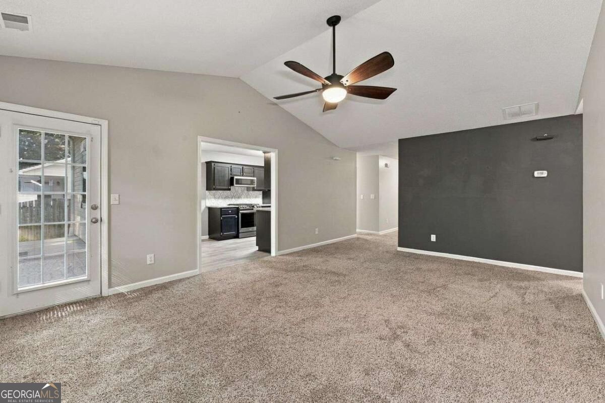 2670 Fort Apachee Trail Property Photo 21