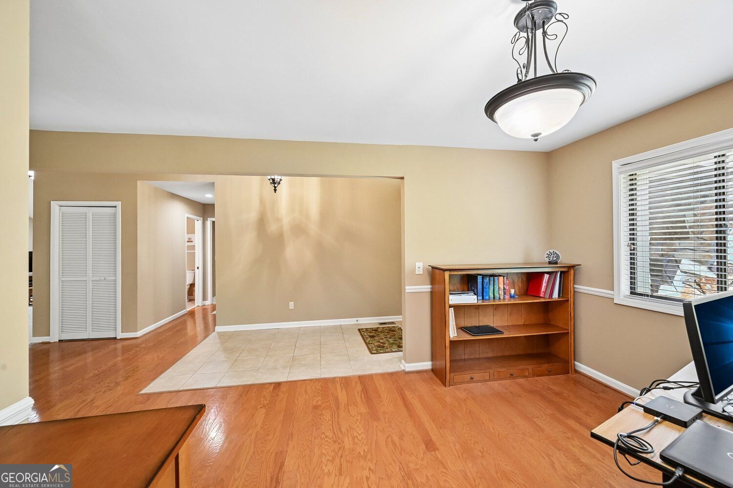 1008 Muirfield Drive Ne Property Photo 4
