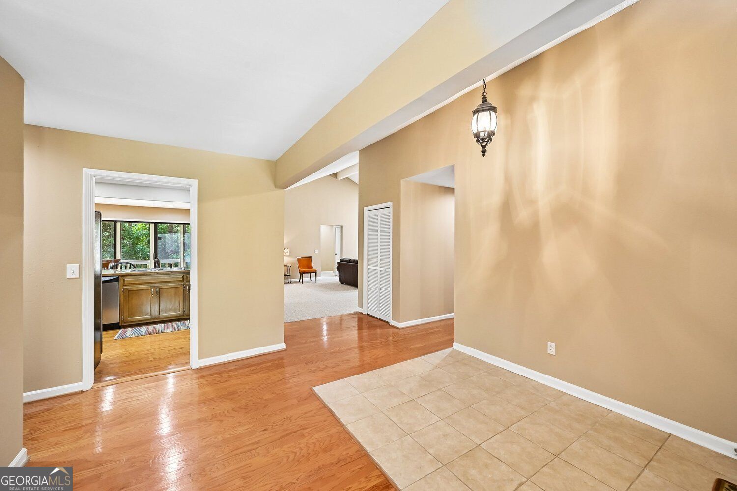 1008 Muirfield Drive Ne Property Photo 6