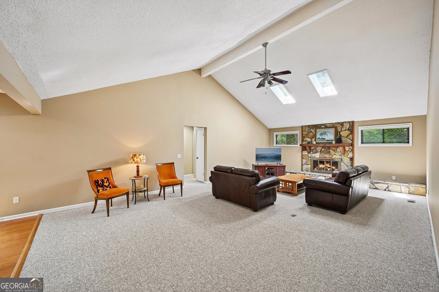 1008 Muirfield Drive Ne Property Photo 7