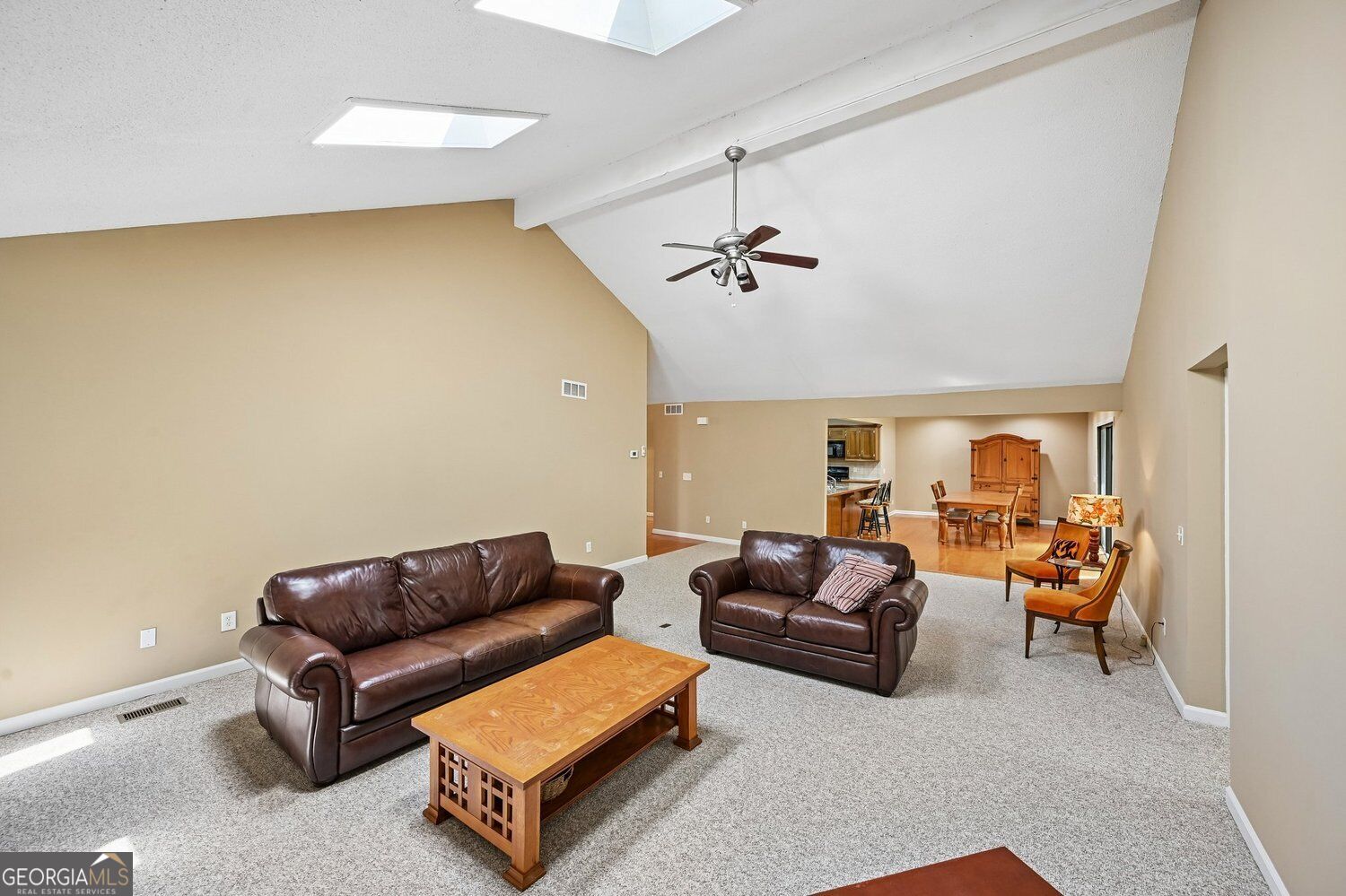 1008 Muirfield Drive Ne Property Photo 10