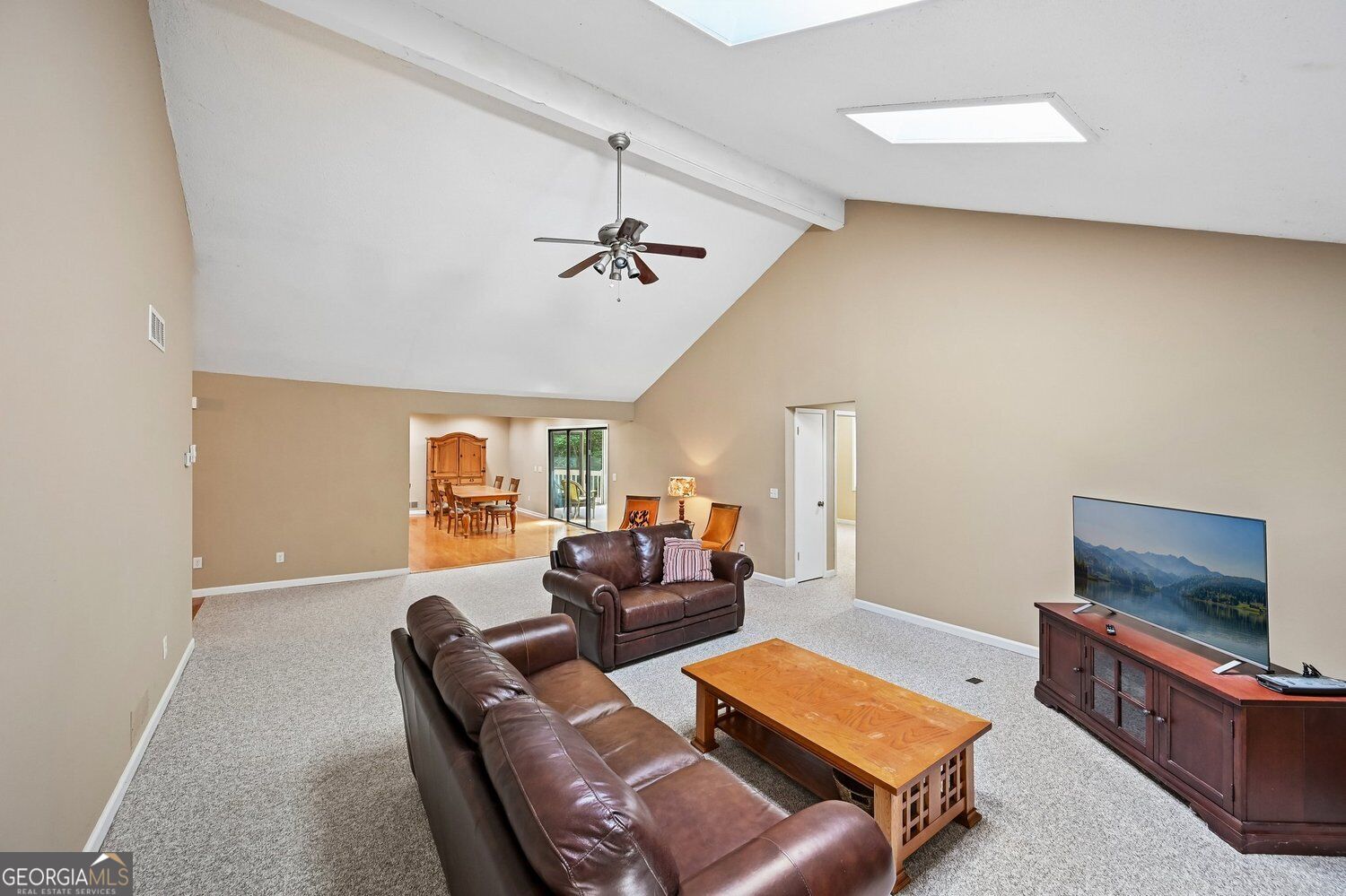 1008 Muirfield Drive Ne Property Photo 11