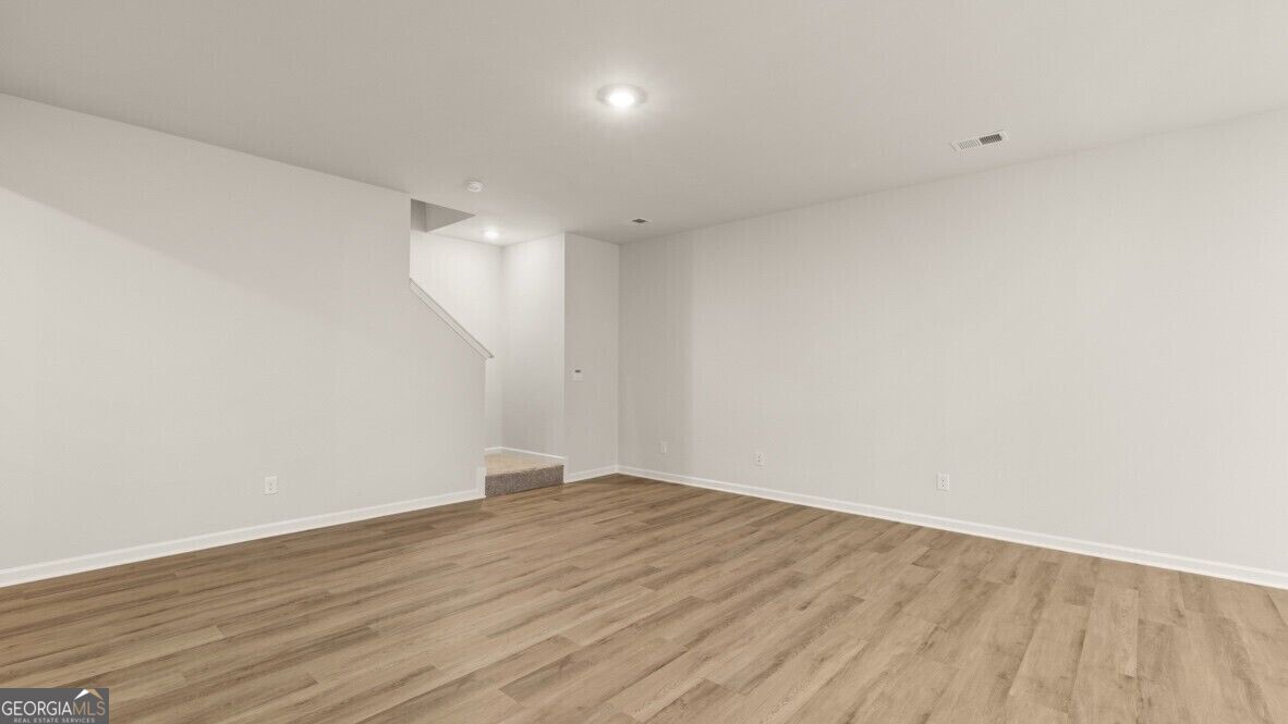 2358 Carlton Parkway Property Photo 9