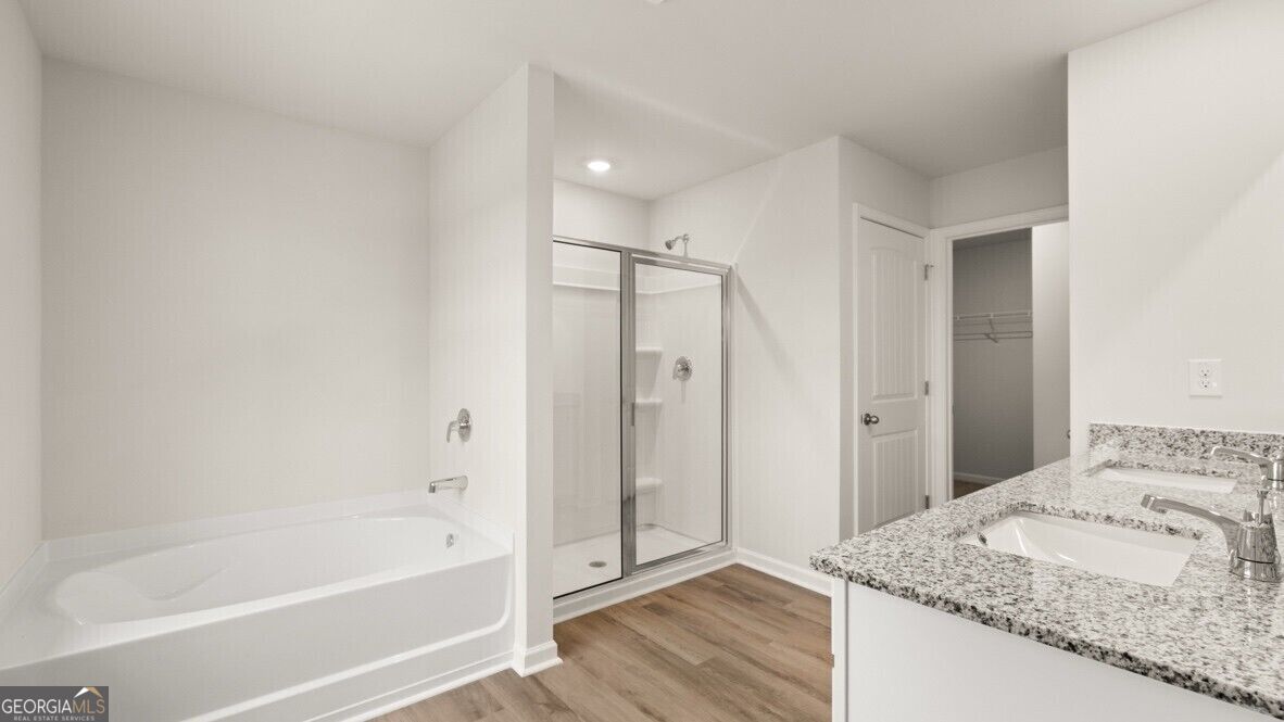 2358 Carlton Parkway Property Photo 13