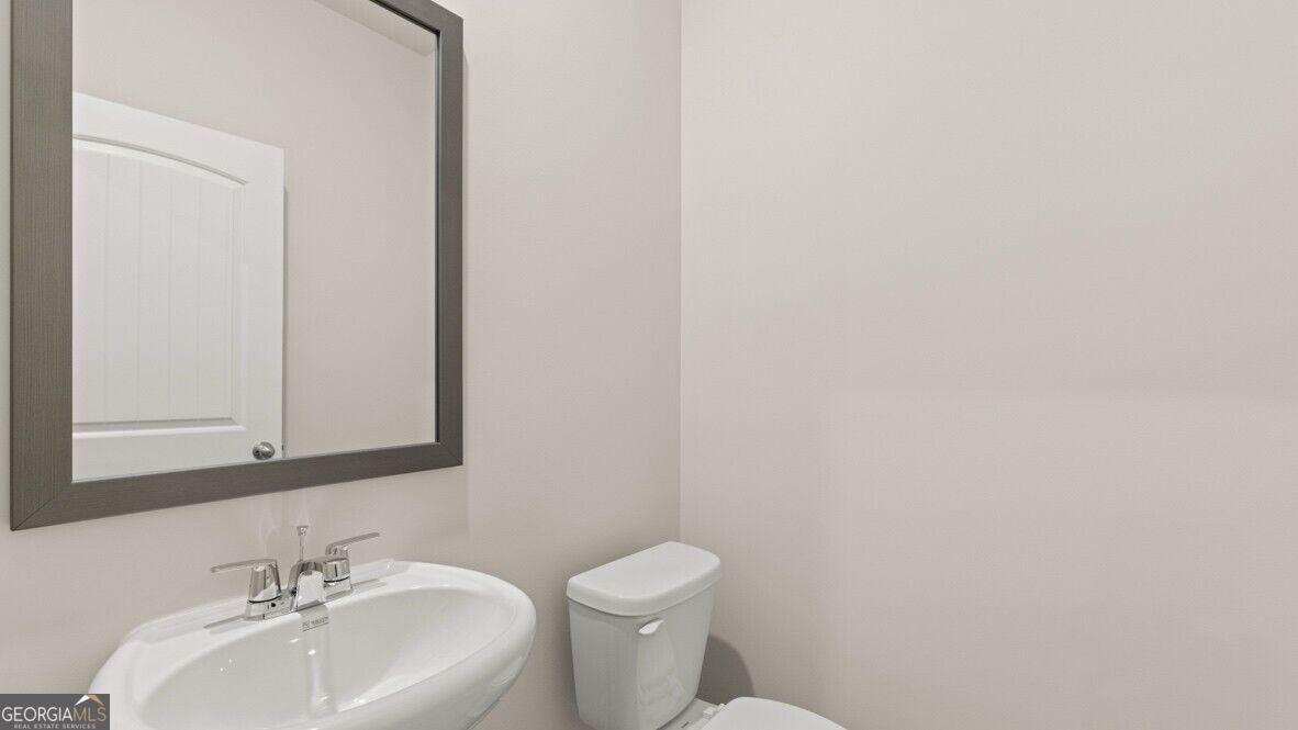 2366 Carlton Parkway Property Photo 9