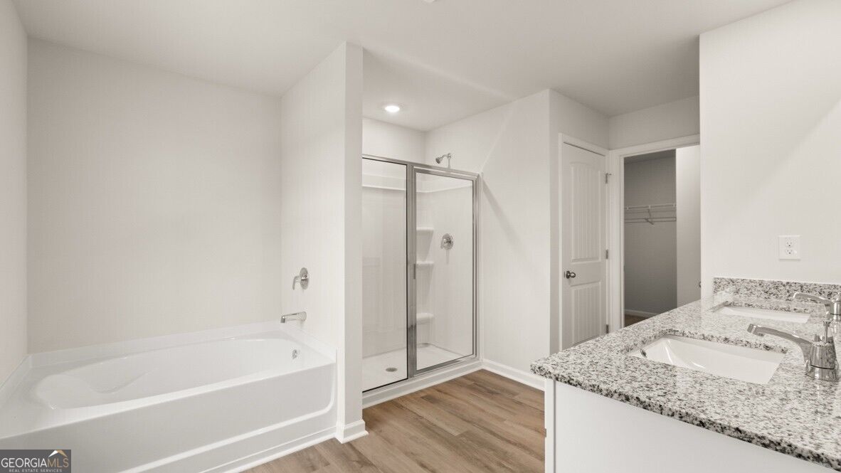 2366 Carlton Parkway Property Photo 12