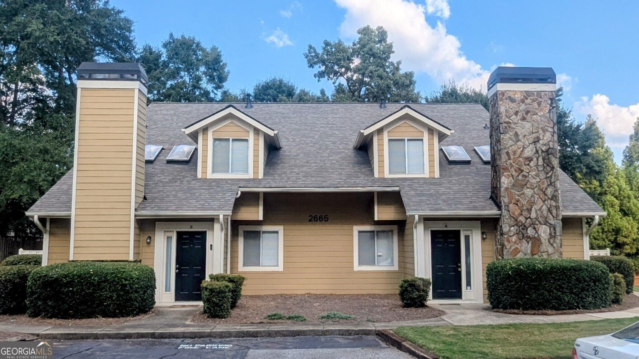 2665 Windy Hill Place Se Property Photo 1