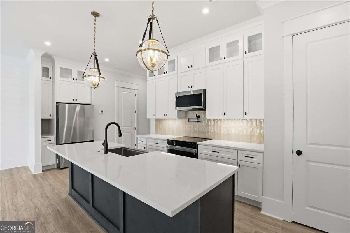 291 Orchid Street Property Photo 5