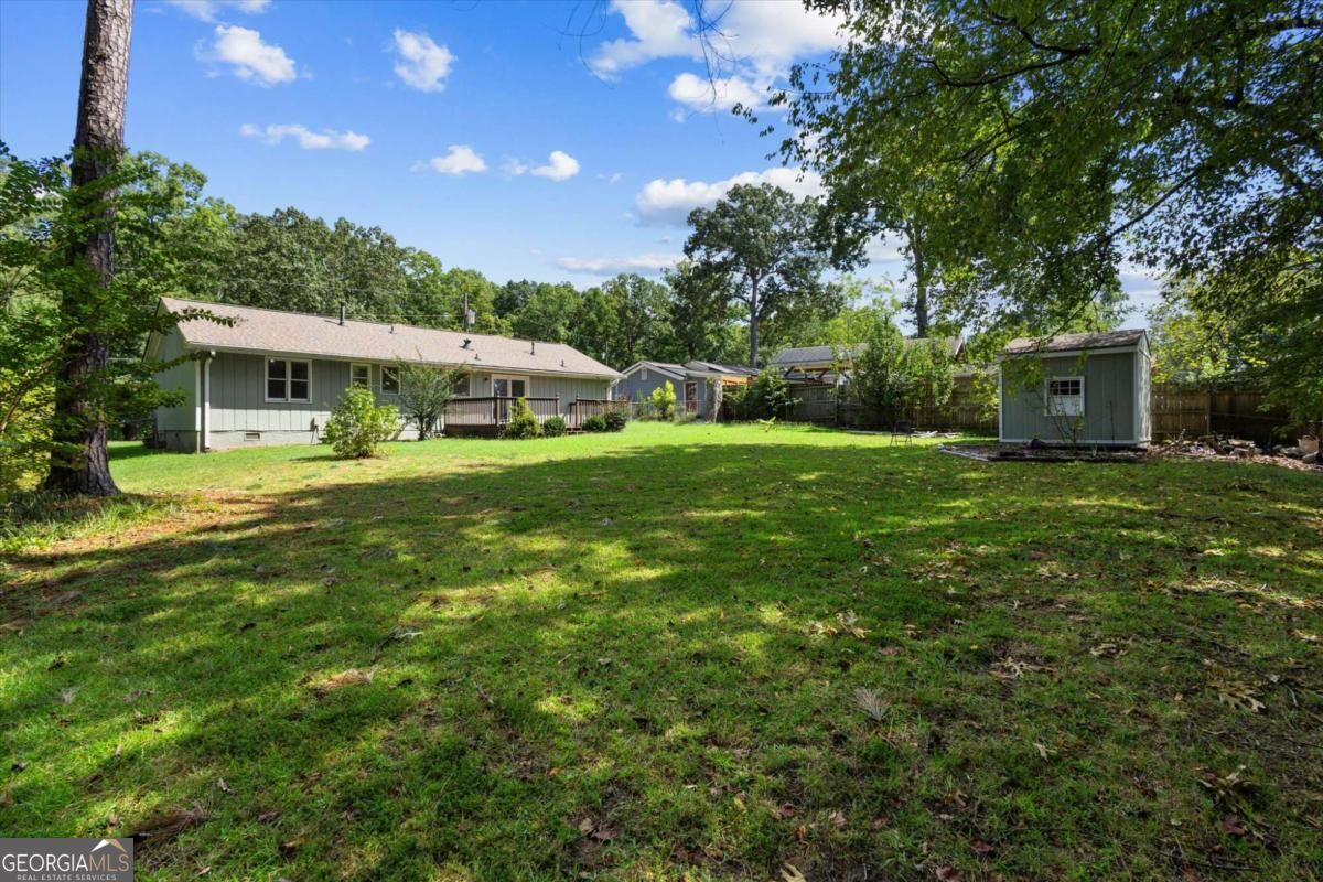 413 Hemlock Drive Property Photo 9