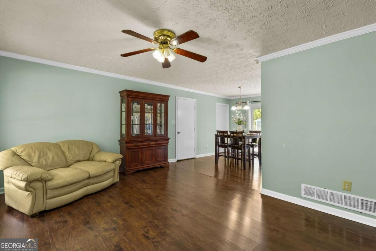 413 Hemlock Drive Property Photo 15