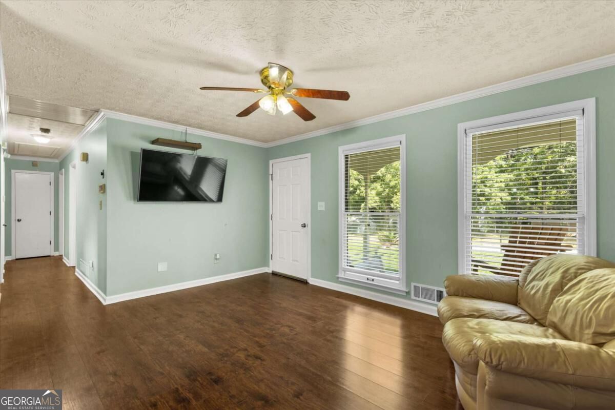 413 Hemlock Drive Property Photo 16