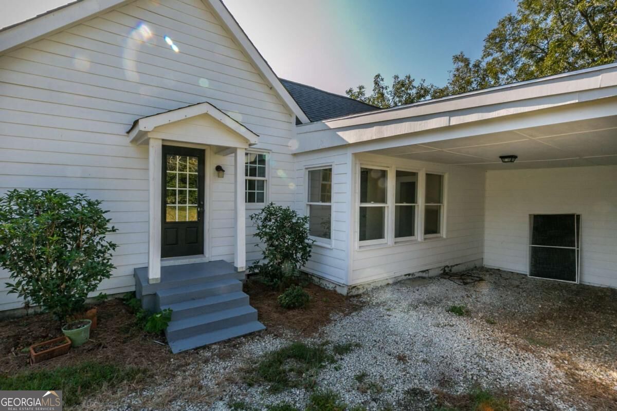 5740 Bostwick Highway Property Photo 3