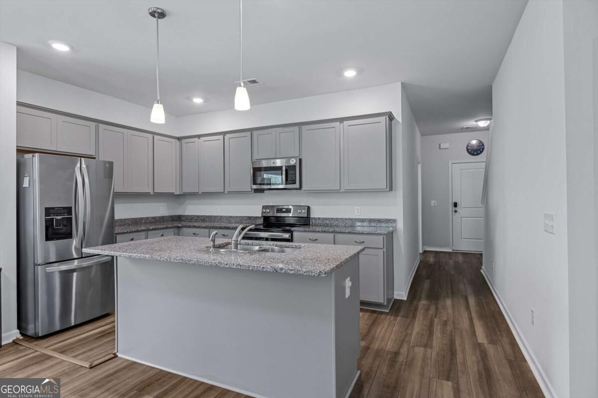 1009 Easthaven Boulevard Property Photo 8