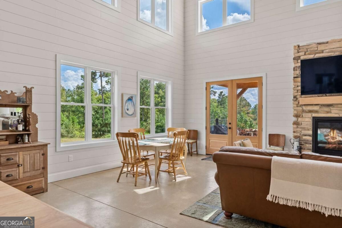 1032 Washington Road Property Photo 35