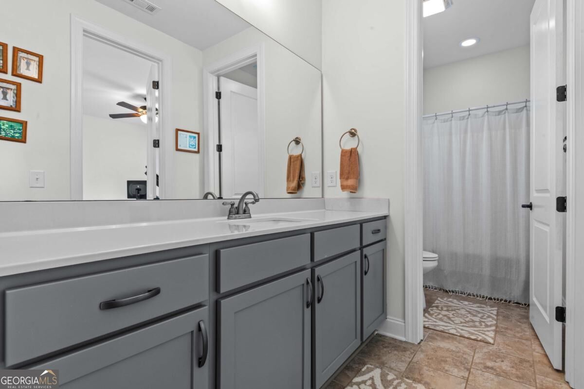 1461 Westminster Way Property Photo 14