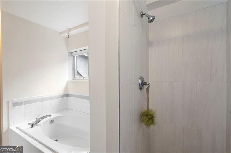 400 Village Parkway # 128 Property Photo 27