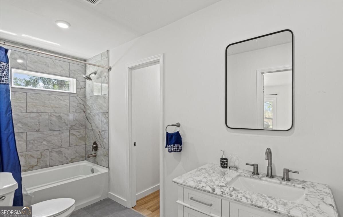 1077 Peeples Street Property Photo 17