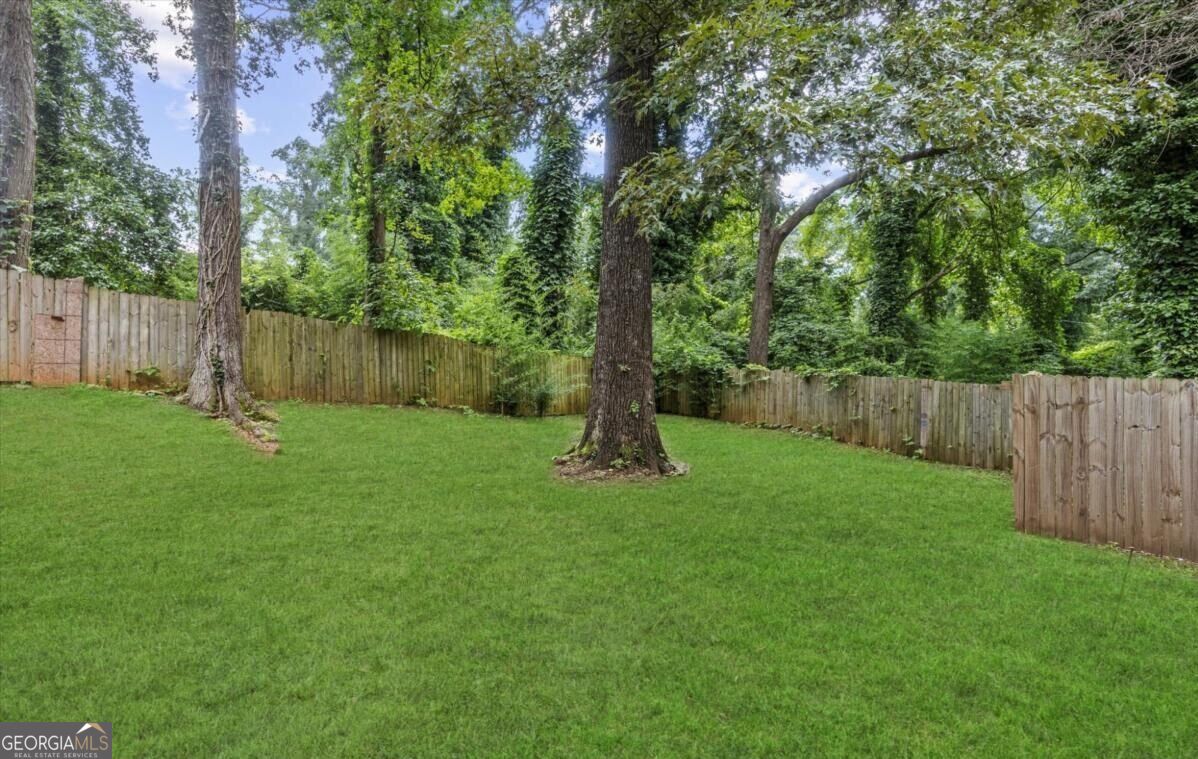 1077 Peeples Street Property Photo 20