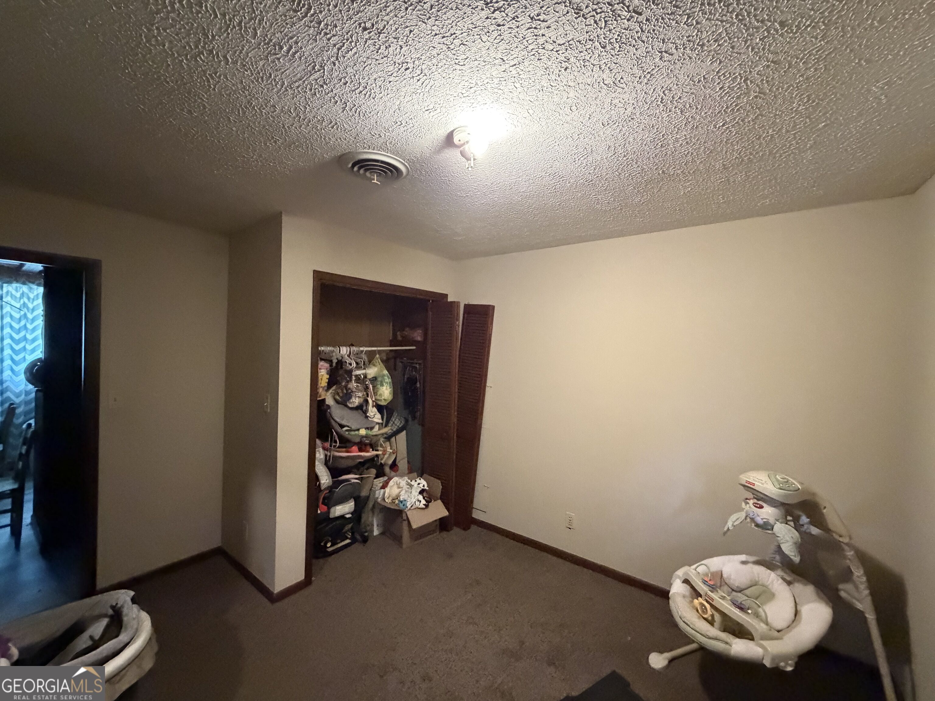 218 Railroad Street Property Photo 13