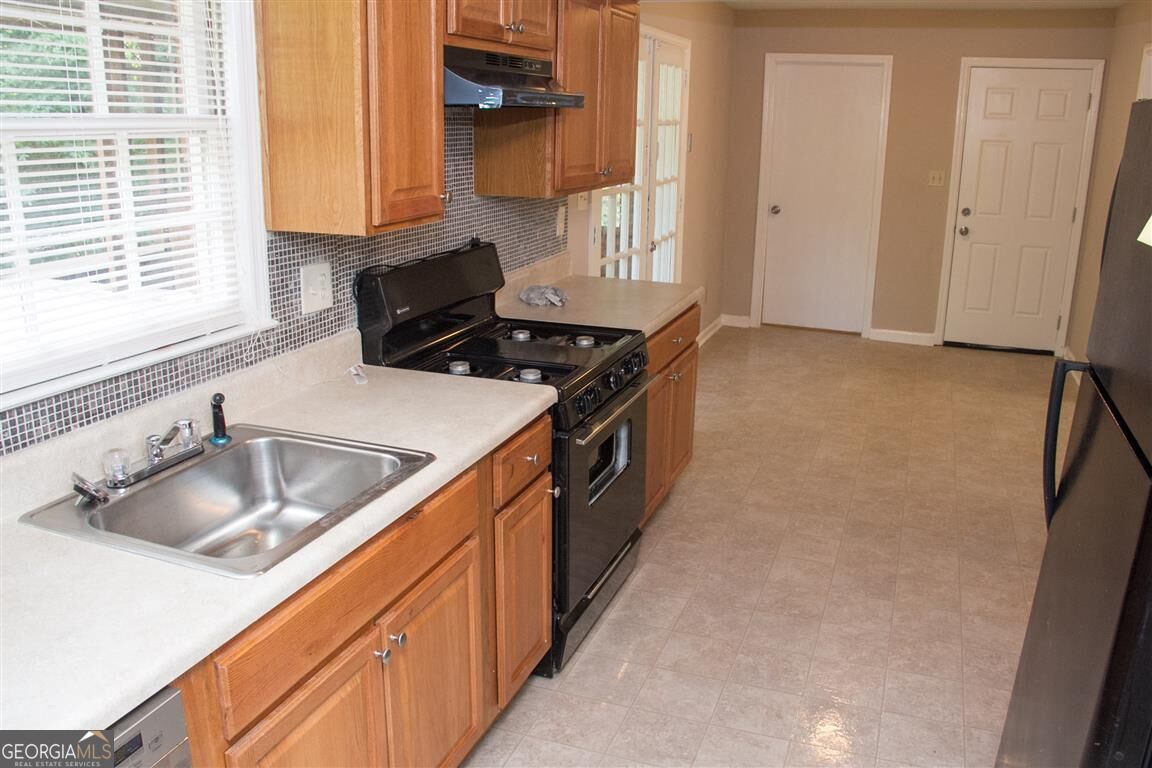 6202 Lance Lane Property Photo 5