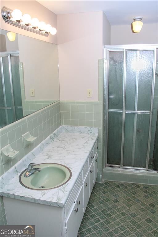 6202 Lance Lane Property Photo 10
