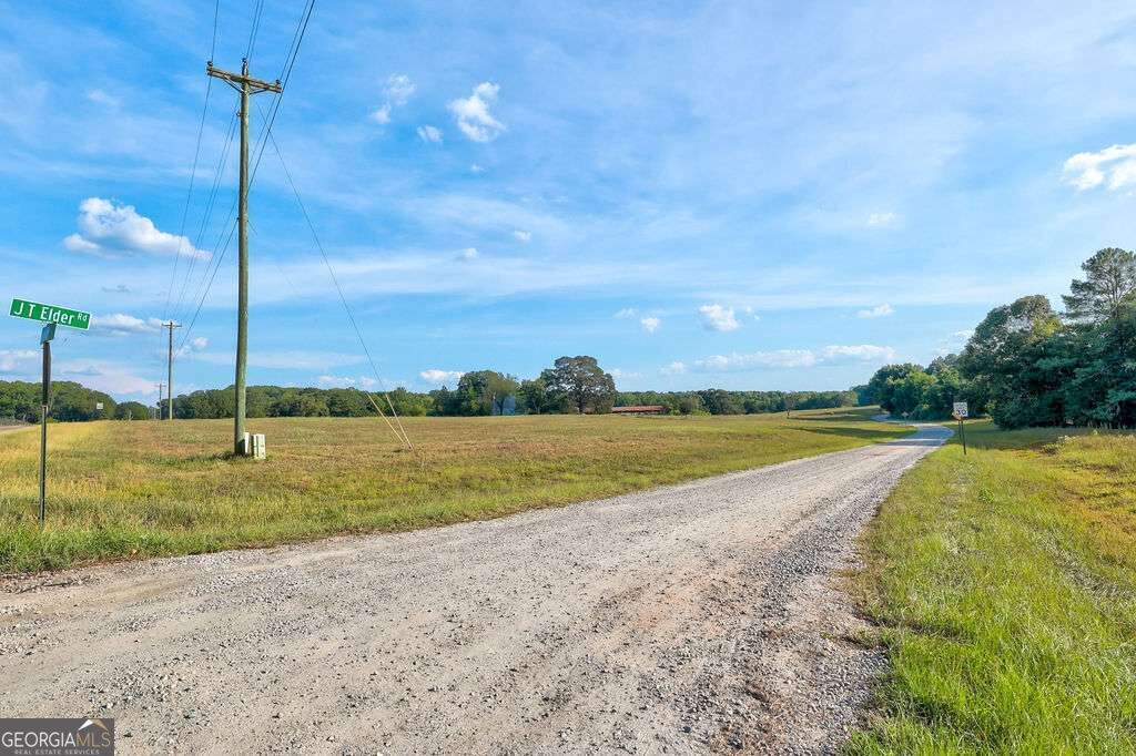 1050 J T Elder Road Property Photo 1