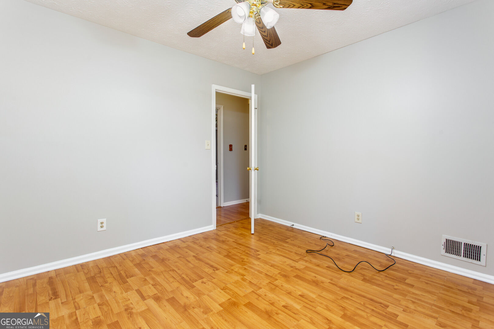 8642 Plumtree Drive Property Photo 13