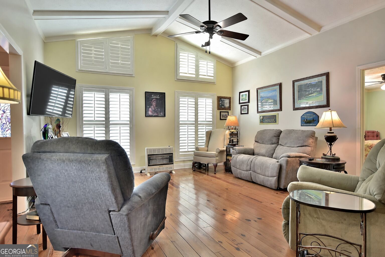 815 Hugley Road Property Photo 4