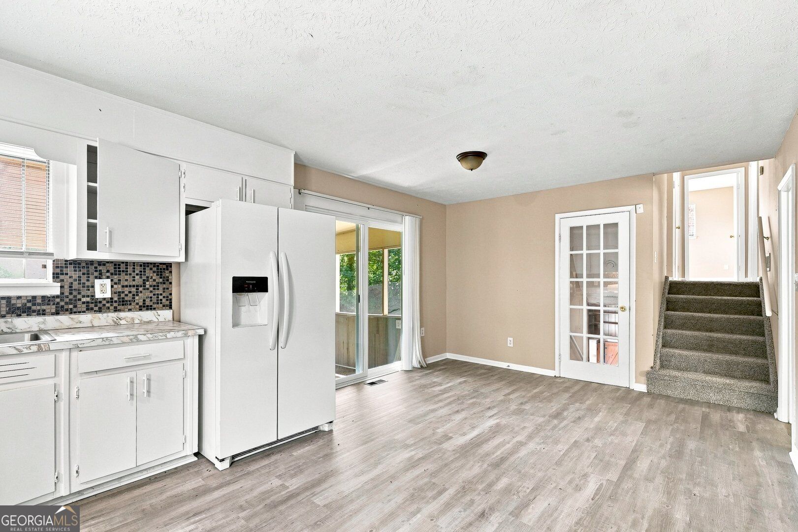 8423 Magnolia Drive Property Photo 8
