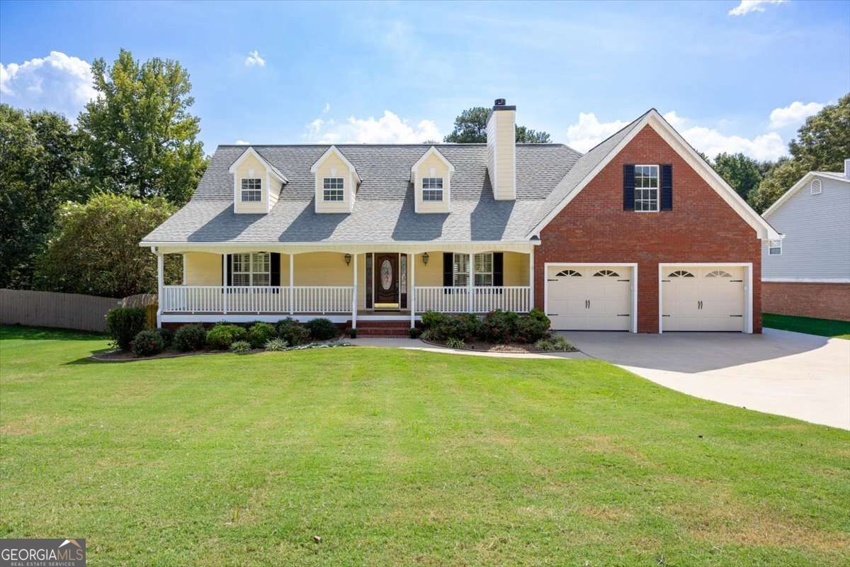 5485 Twin Oak Drive Property Photo 1