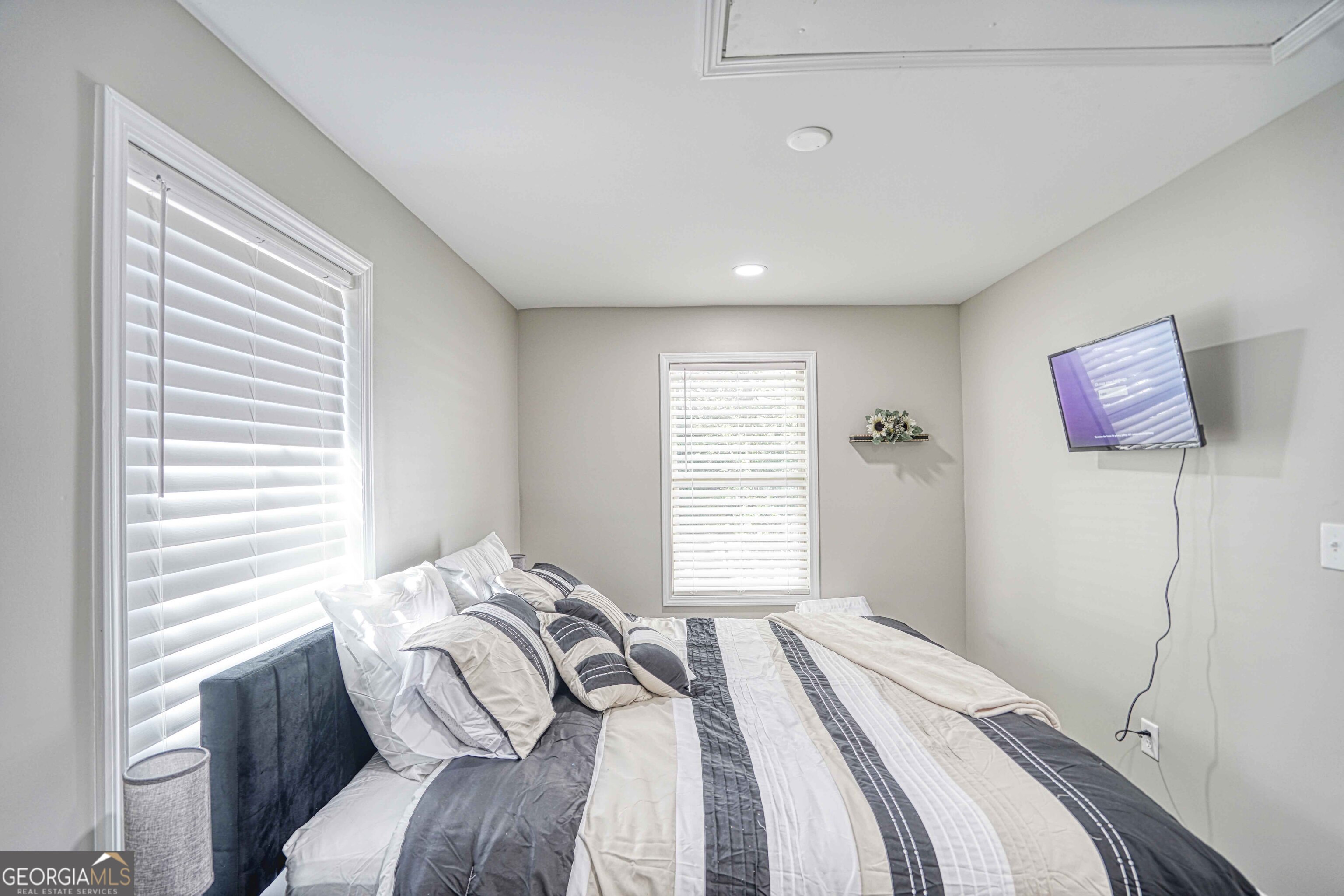 1827 Dunlap Avenue Property Photo 22