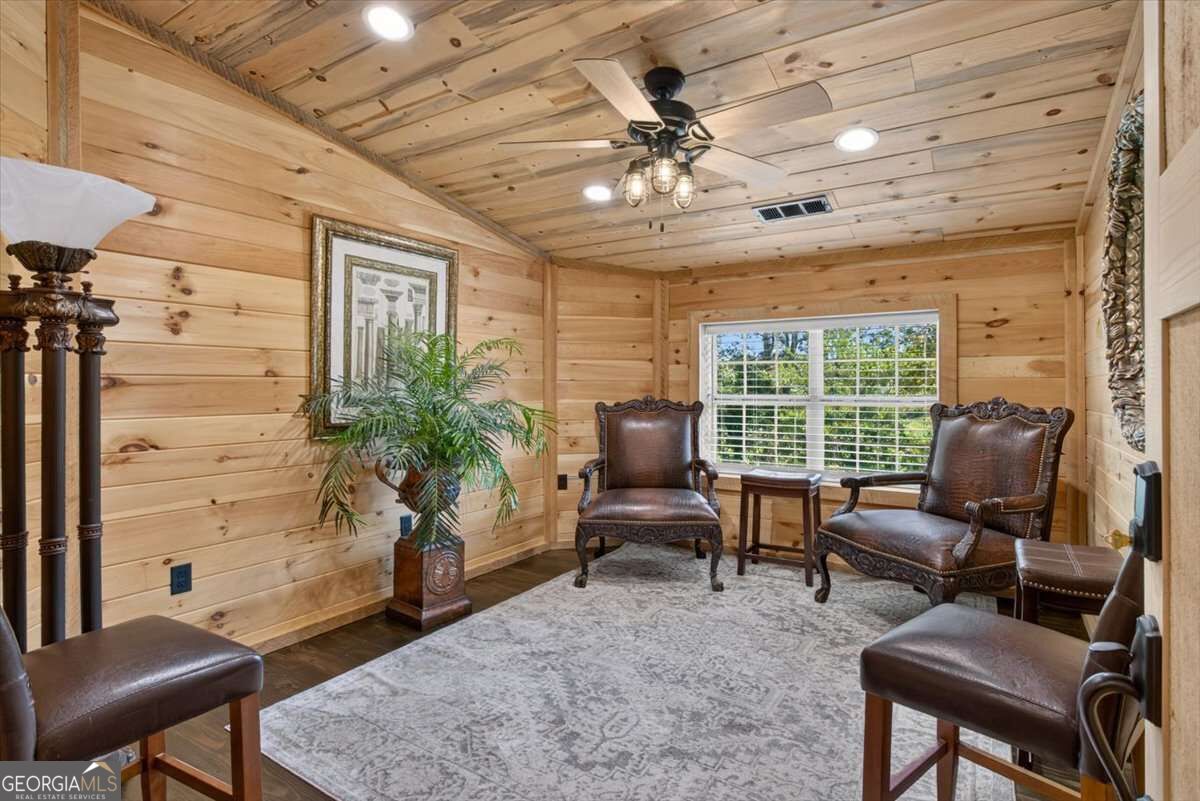 5648 Highway 53 A W Property Photo 17