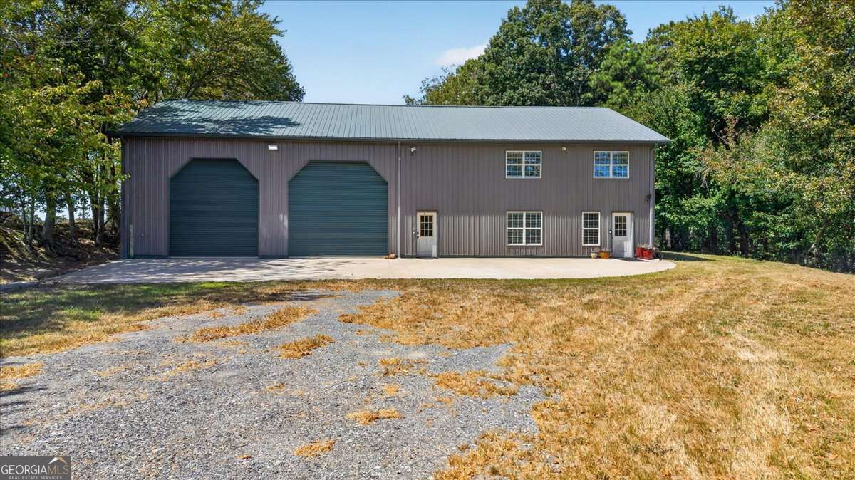 5724 Highway 53 W Property Photo 2