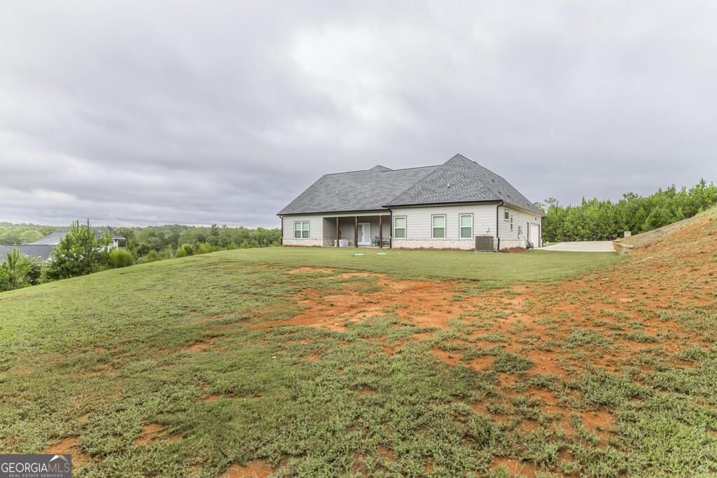 216 Creekside Trail Property Photo 41