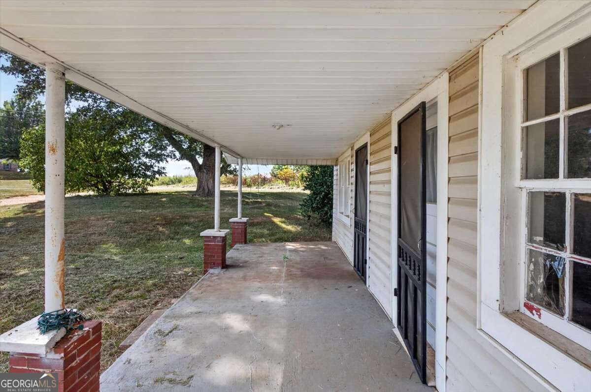 5508 Highway 53 W Property Photo 7