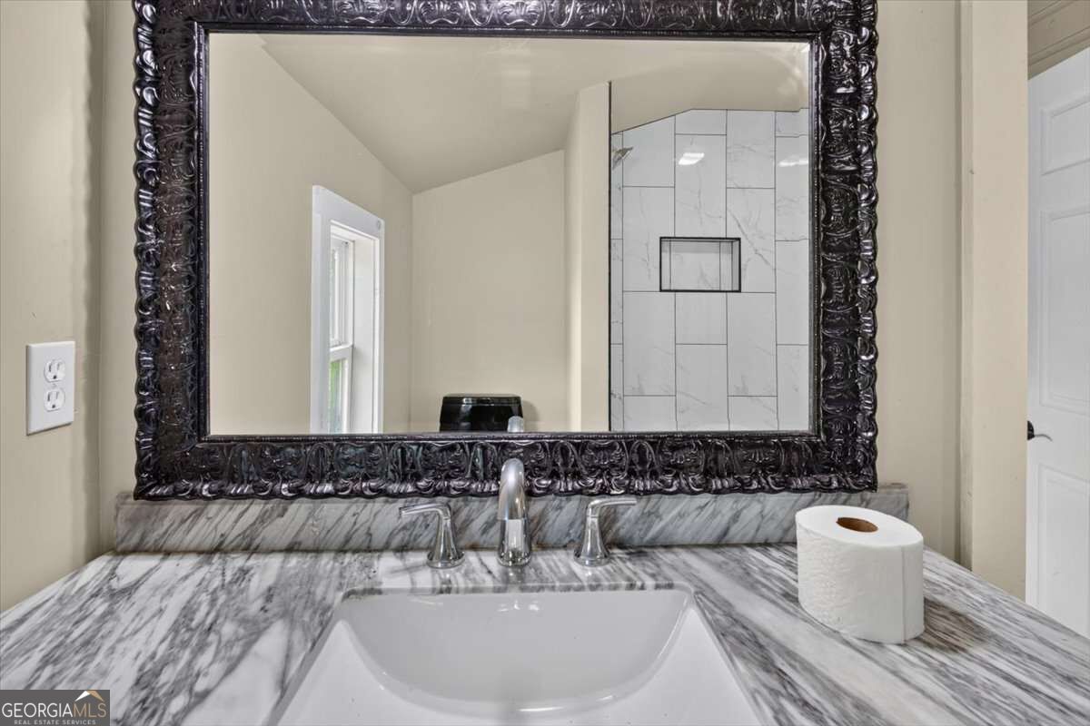 5508 Highway 53 W Property Photo 37