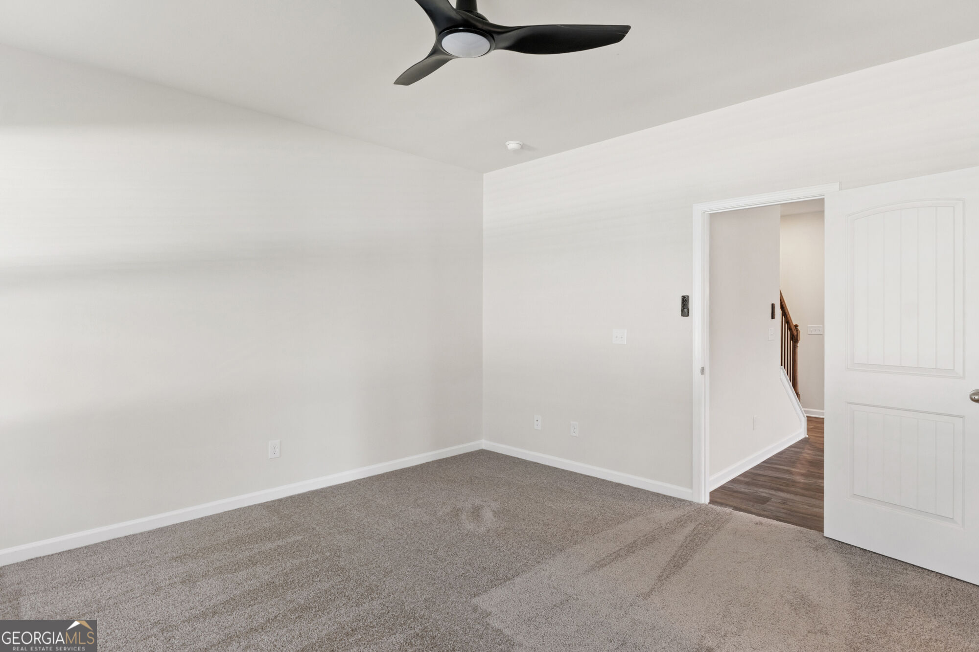 1158 Homer Way Property Photo 12