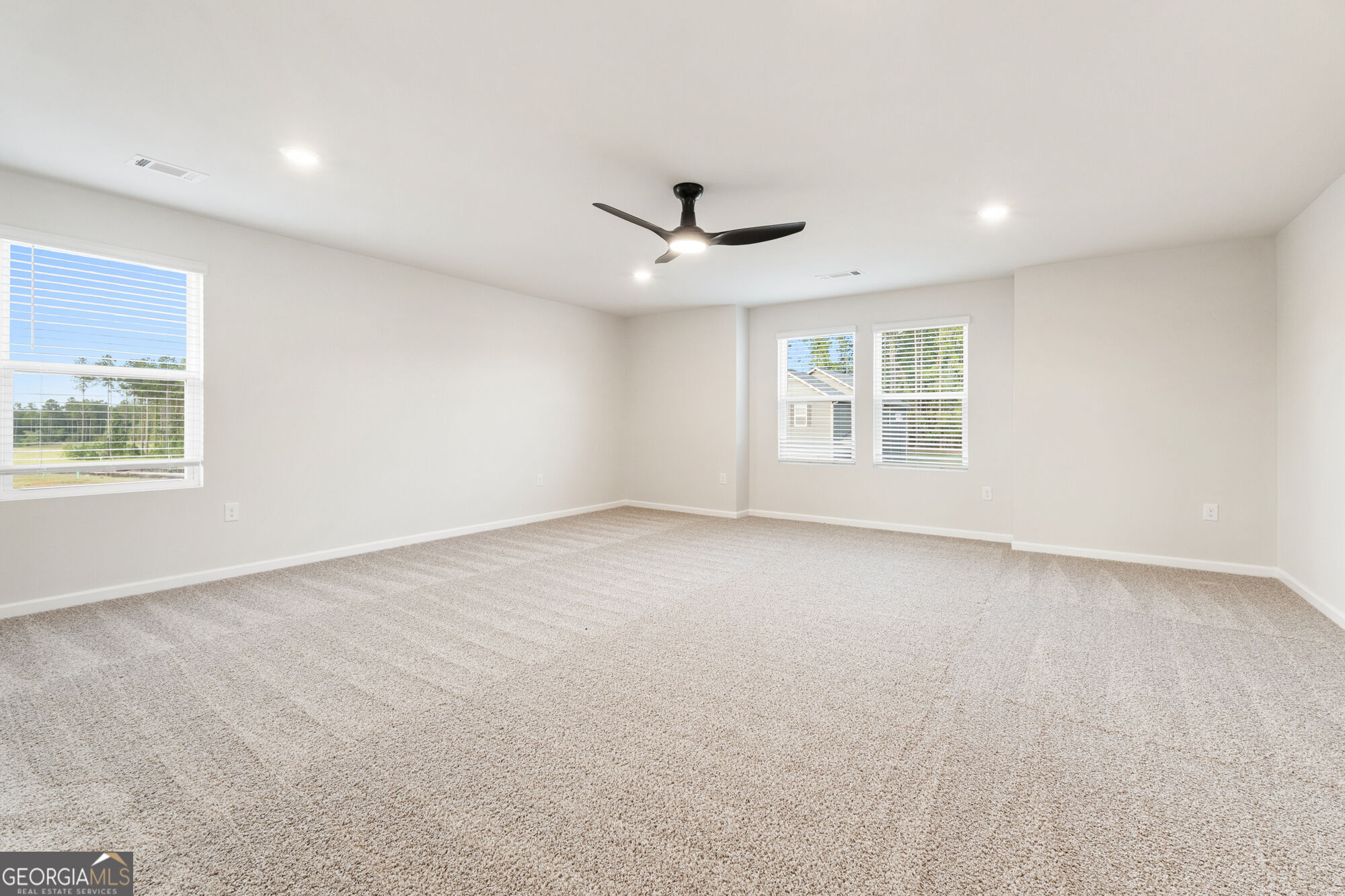 1172 Homer Way Property Photo 6