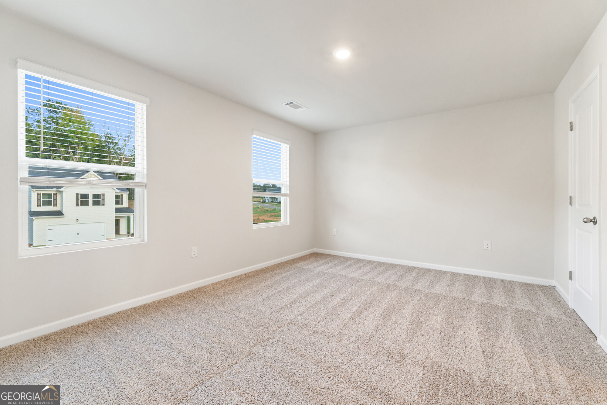 1172 Homer Way Property Photo 11