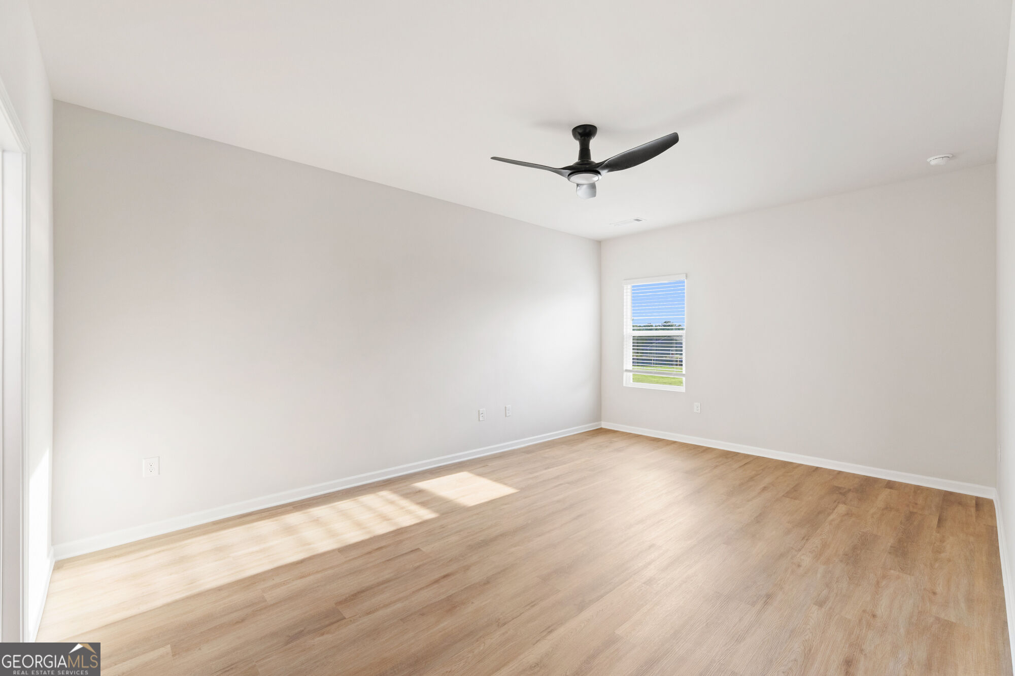 1172 Homer Way Property Photo 17