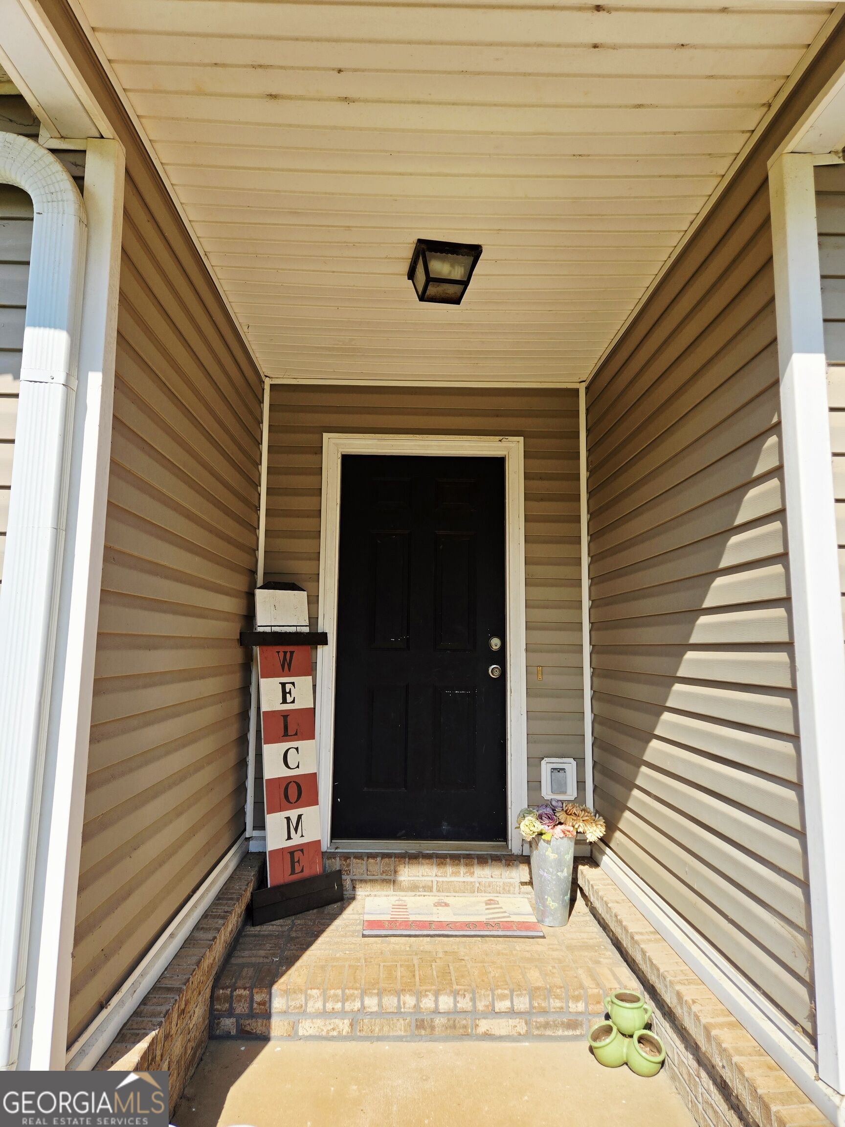 209 Clearwater Drive Property Photo 8