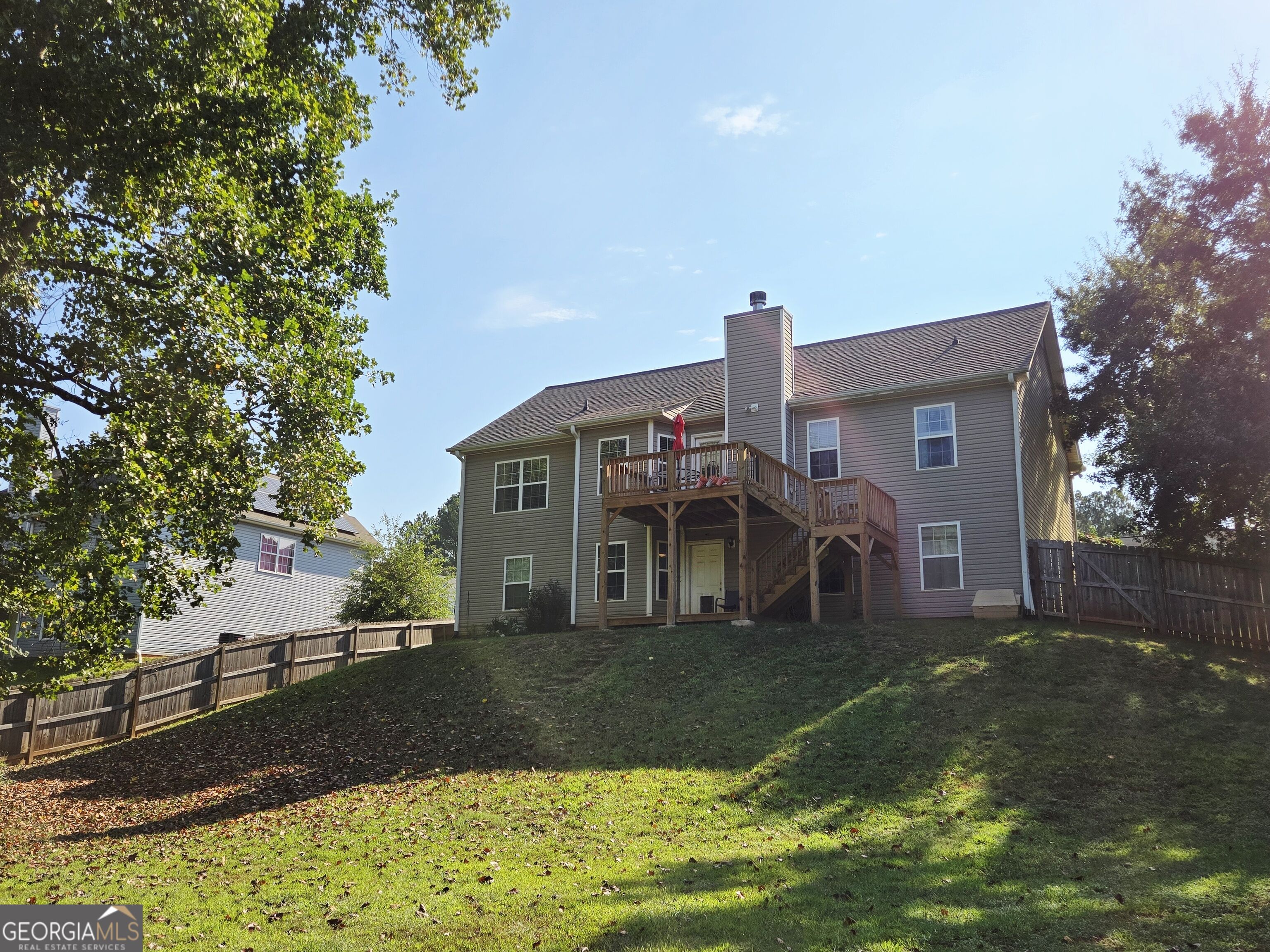 209 Clearwater Drive Property Photo 9