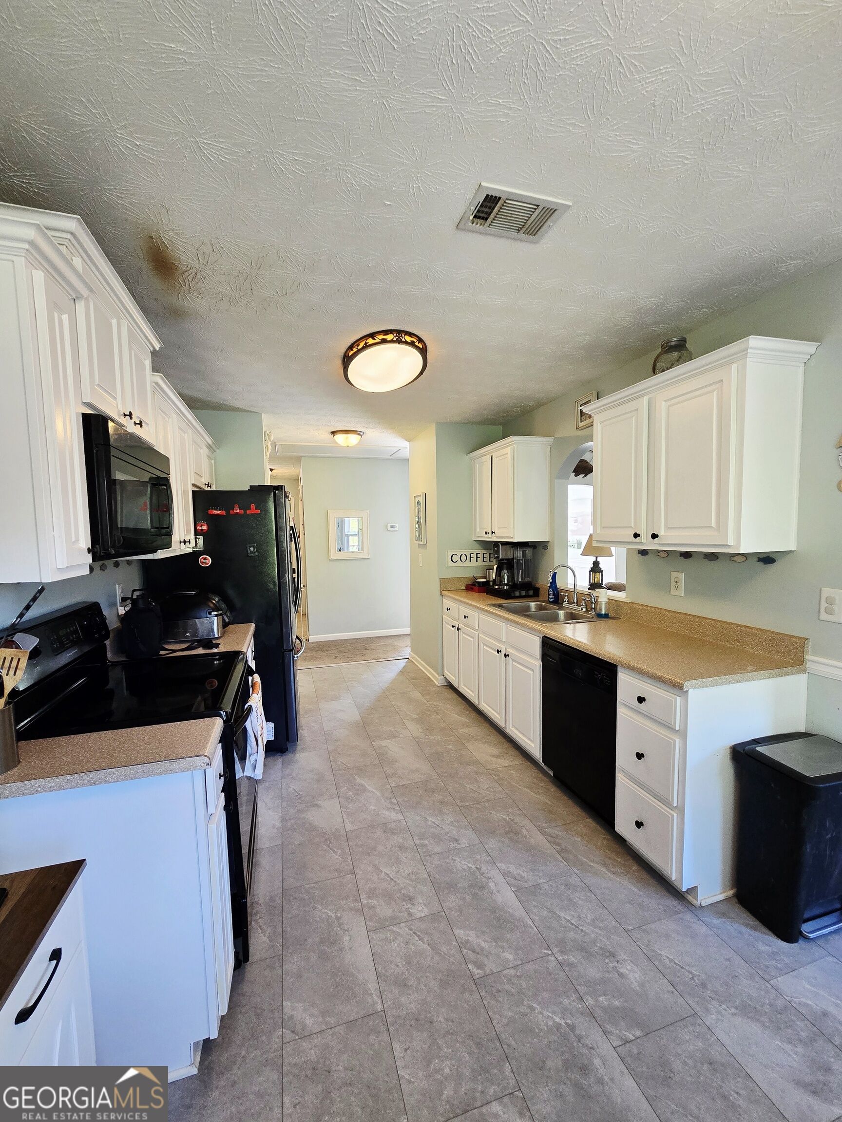 209 Clearwater Drive Property Photo 14