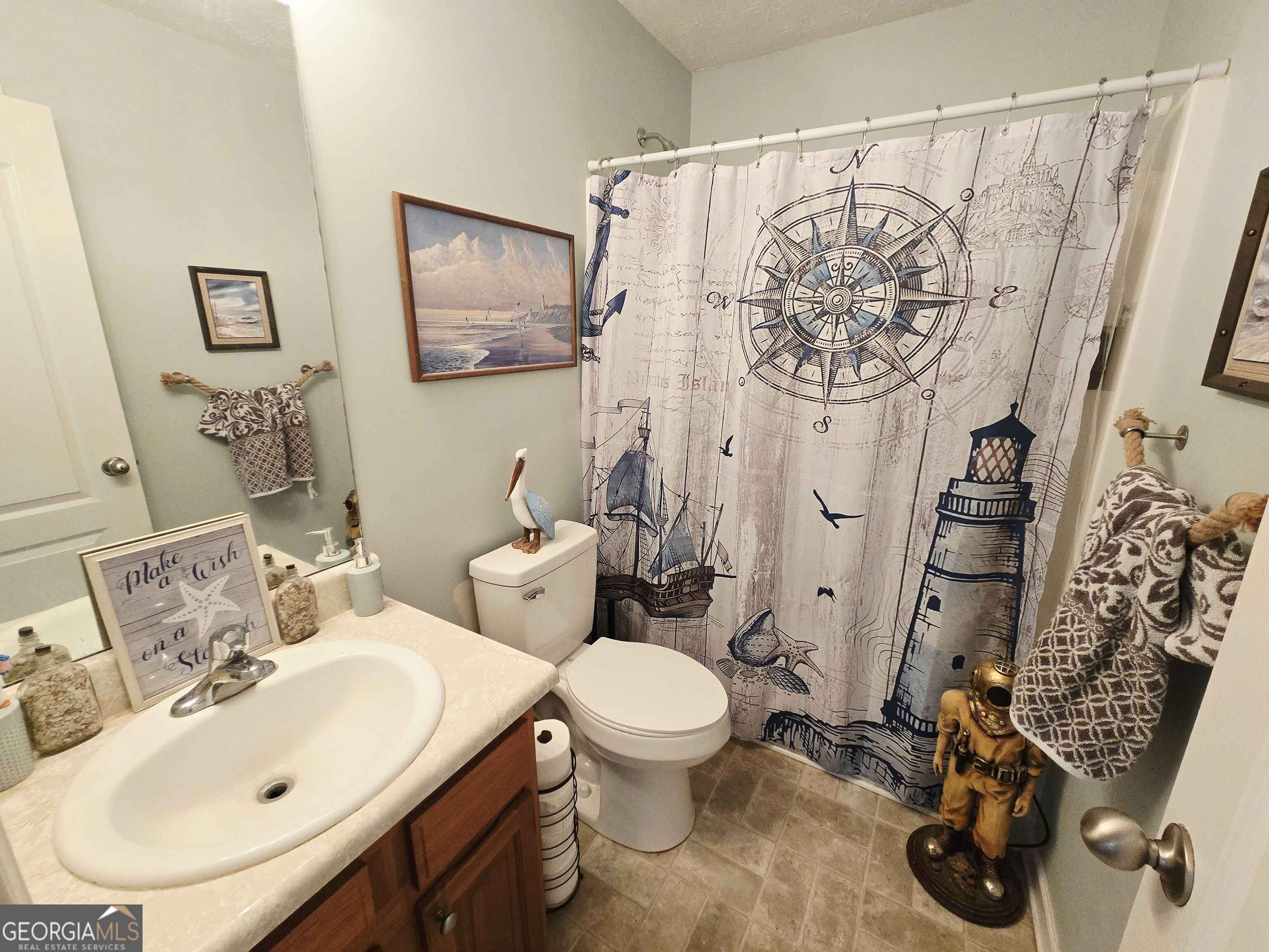 209 Clearwater Drive Property Photo 18