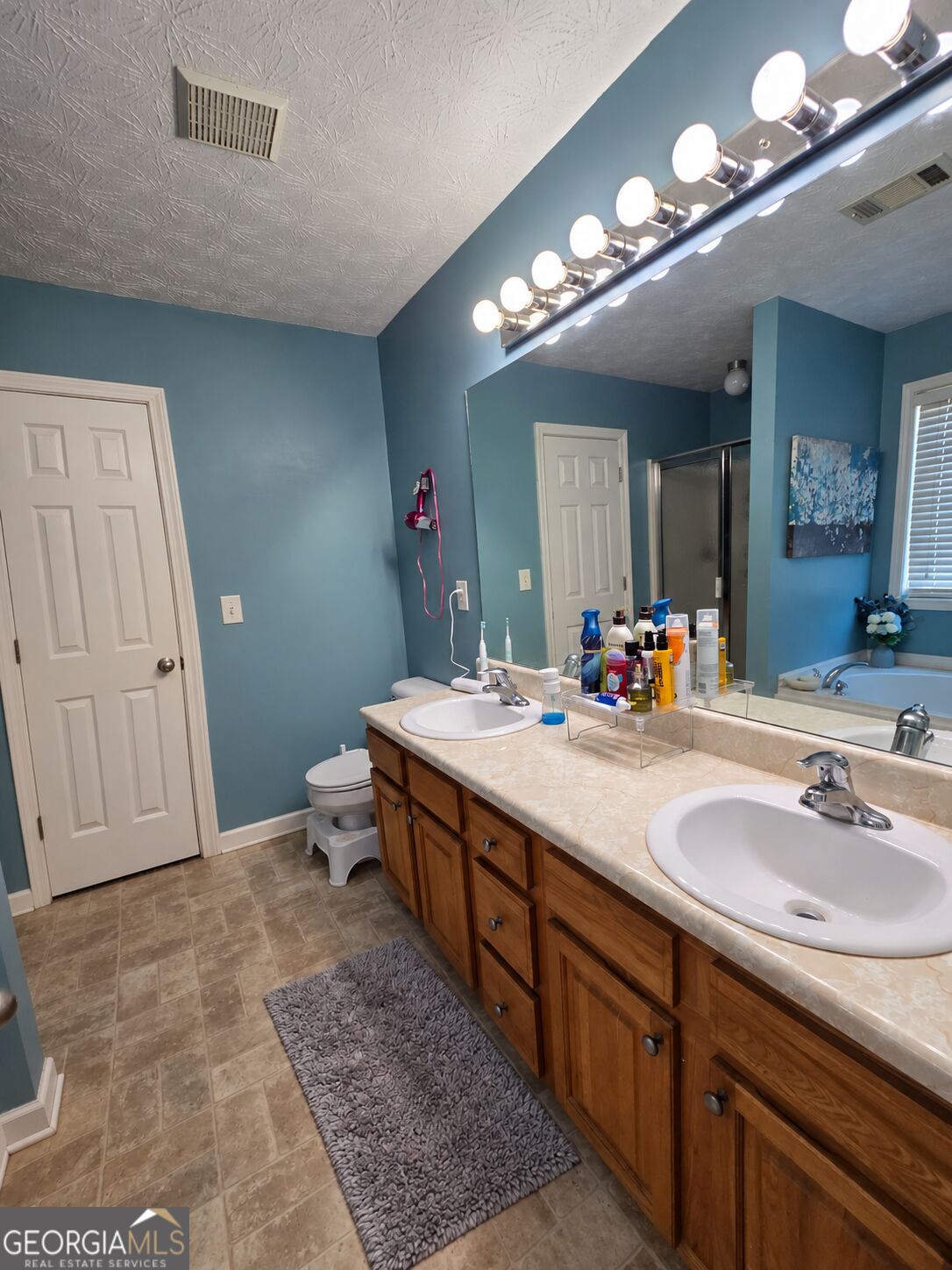 209 Clearwater Drive Property Photo 23