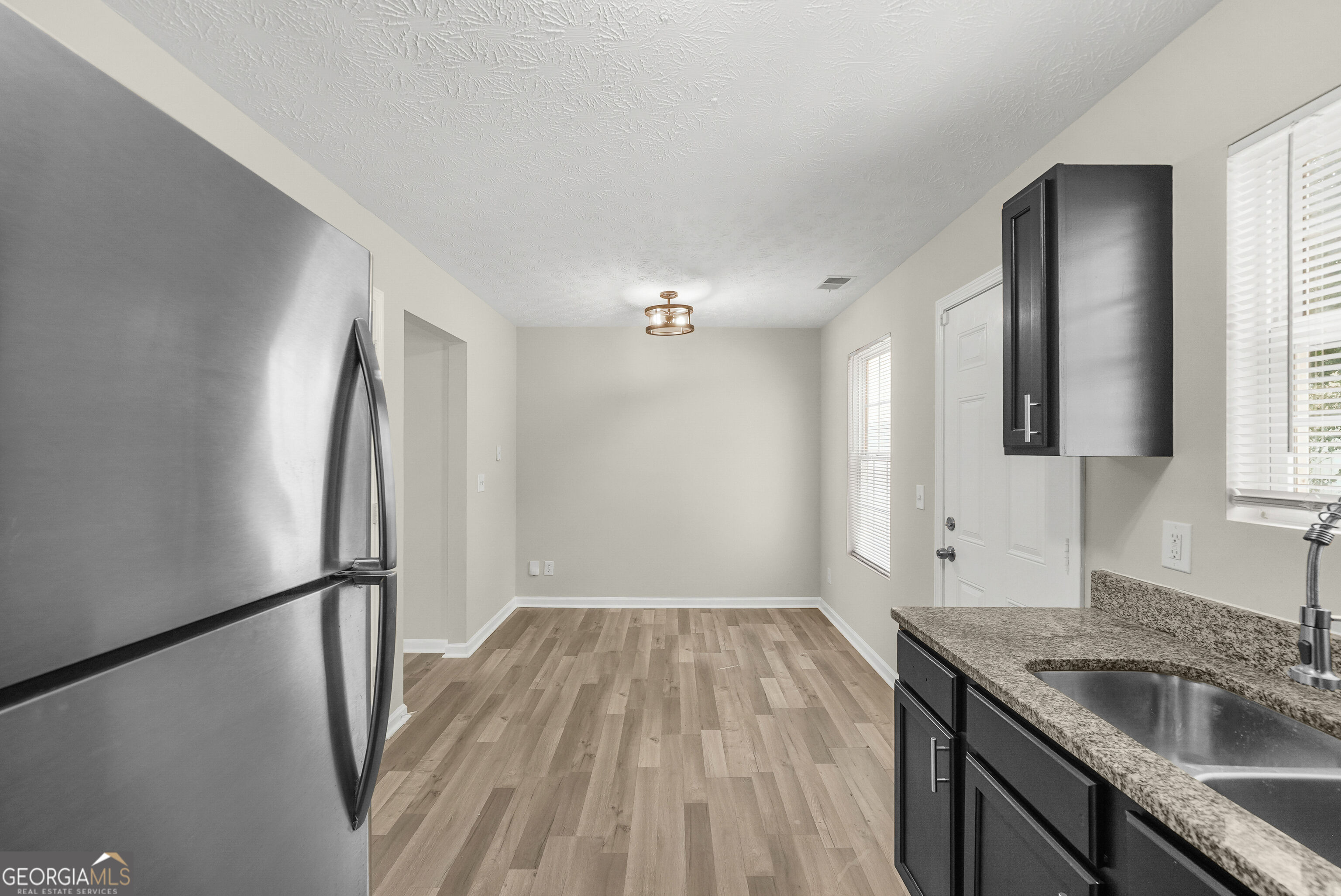 2805 Norfair Loop Property Photo 10