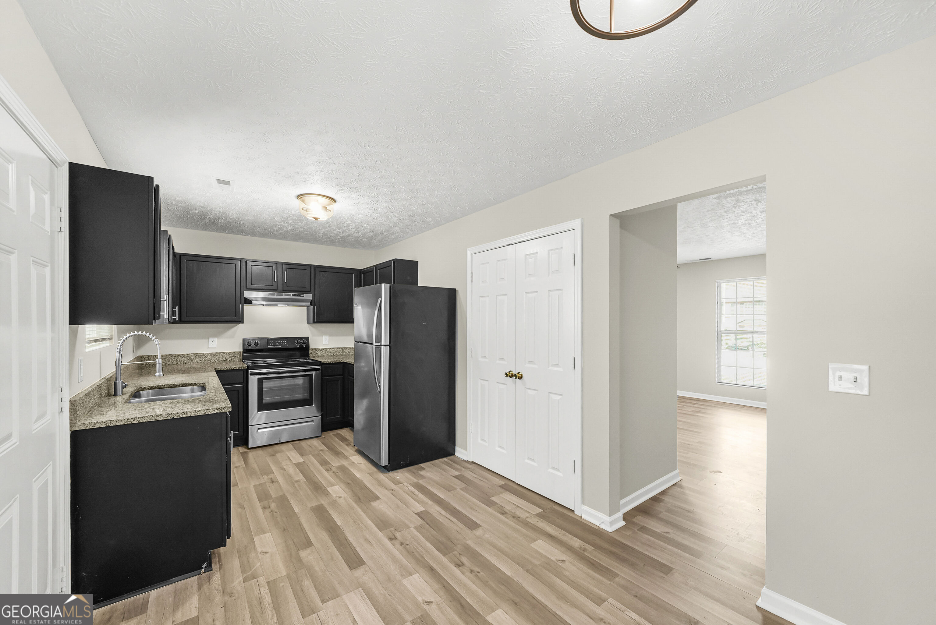 2805 Norfair Loop Property Photo 11