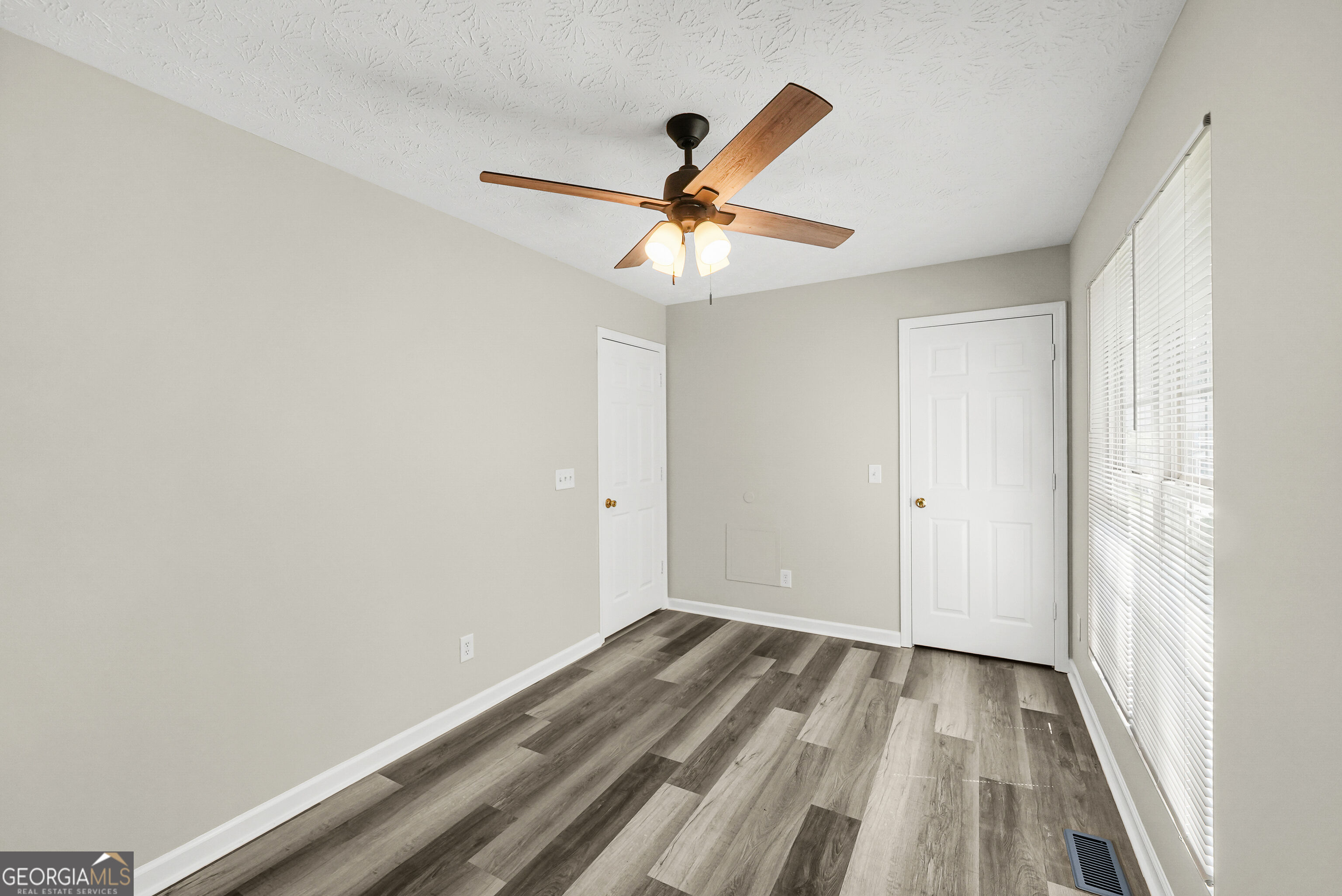 2805 Norfair Loop Property Photo 14