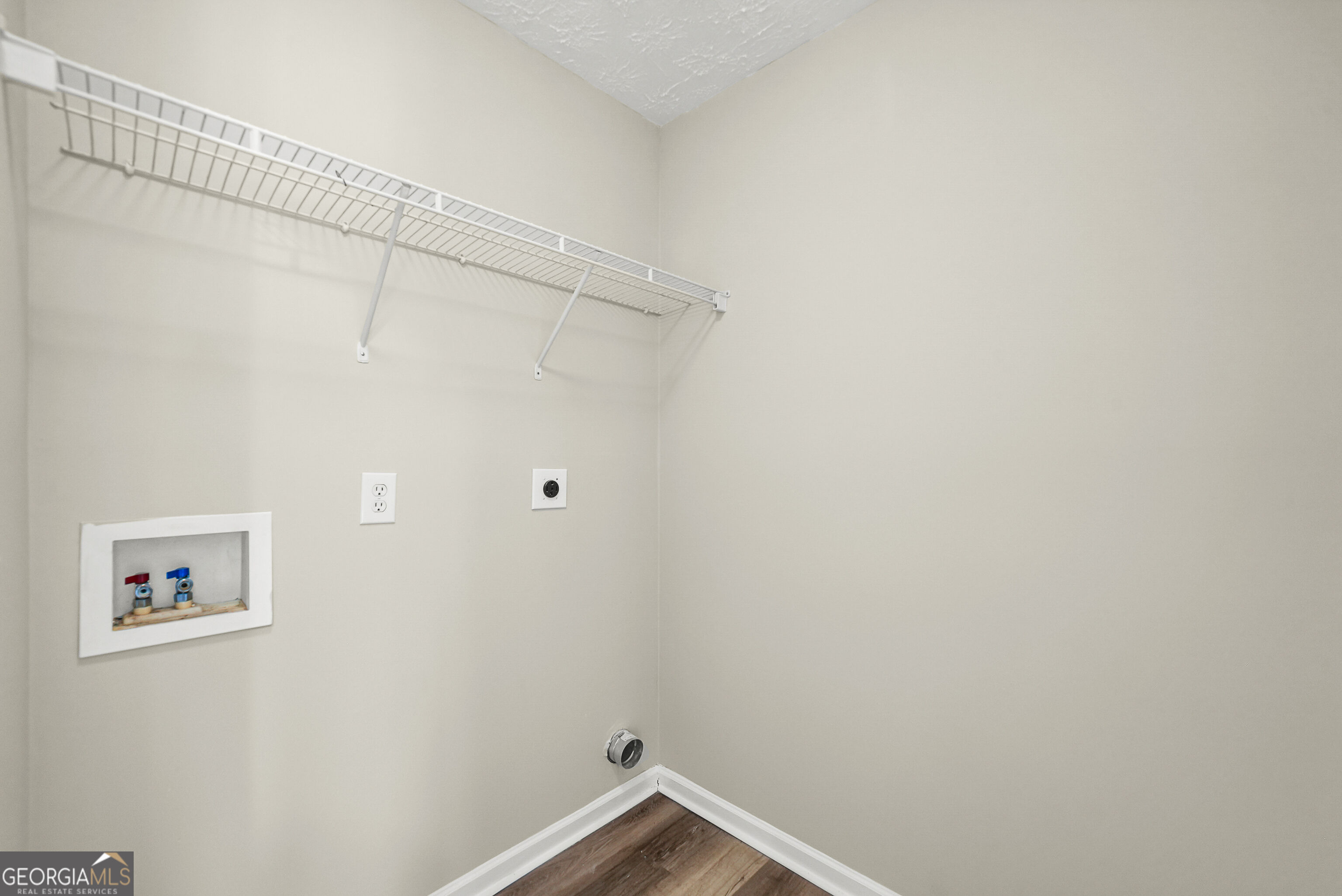 2805 Norfair Loop Property Photo 21