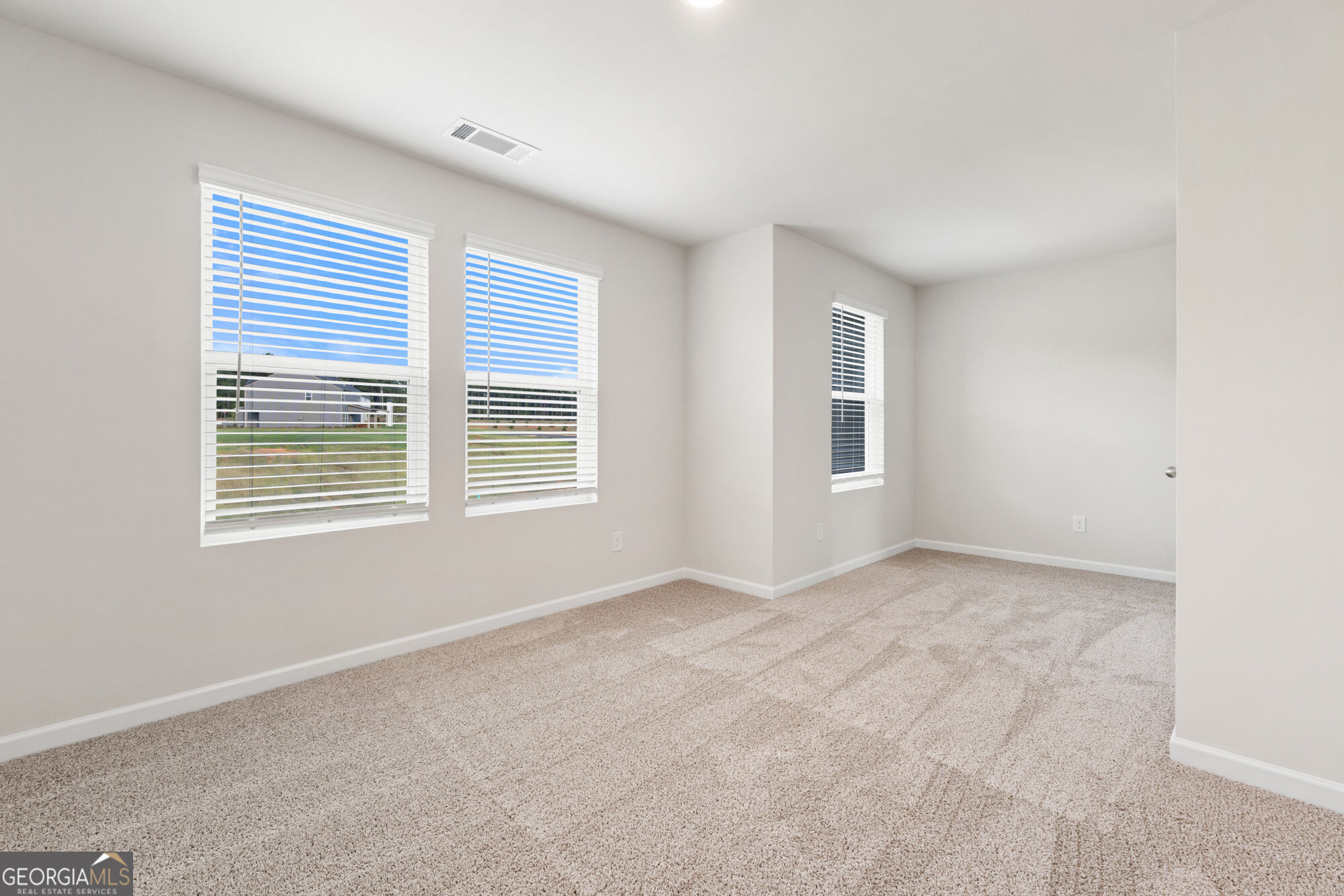 1211 Homer Way Property Photo 9